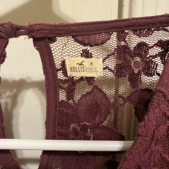 Hollister top - Picture 3 of 3